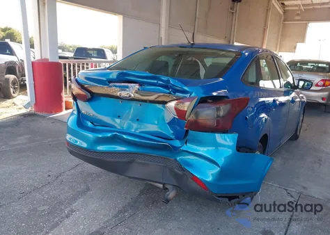 2012 Ford Focus Se z USA, uszkodzony, nr VIN 1FAHP3F29CL461943